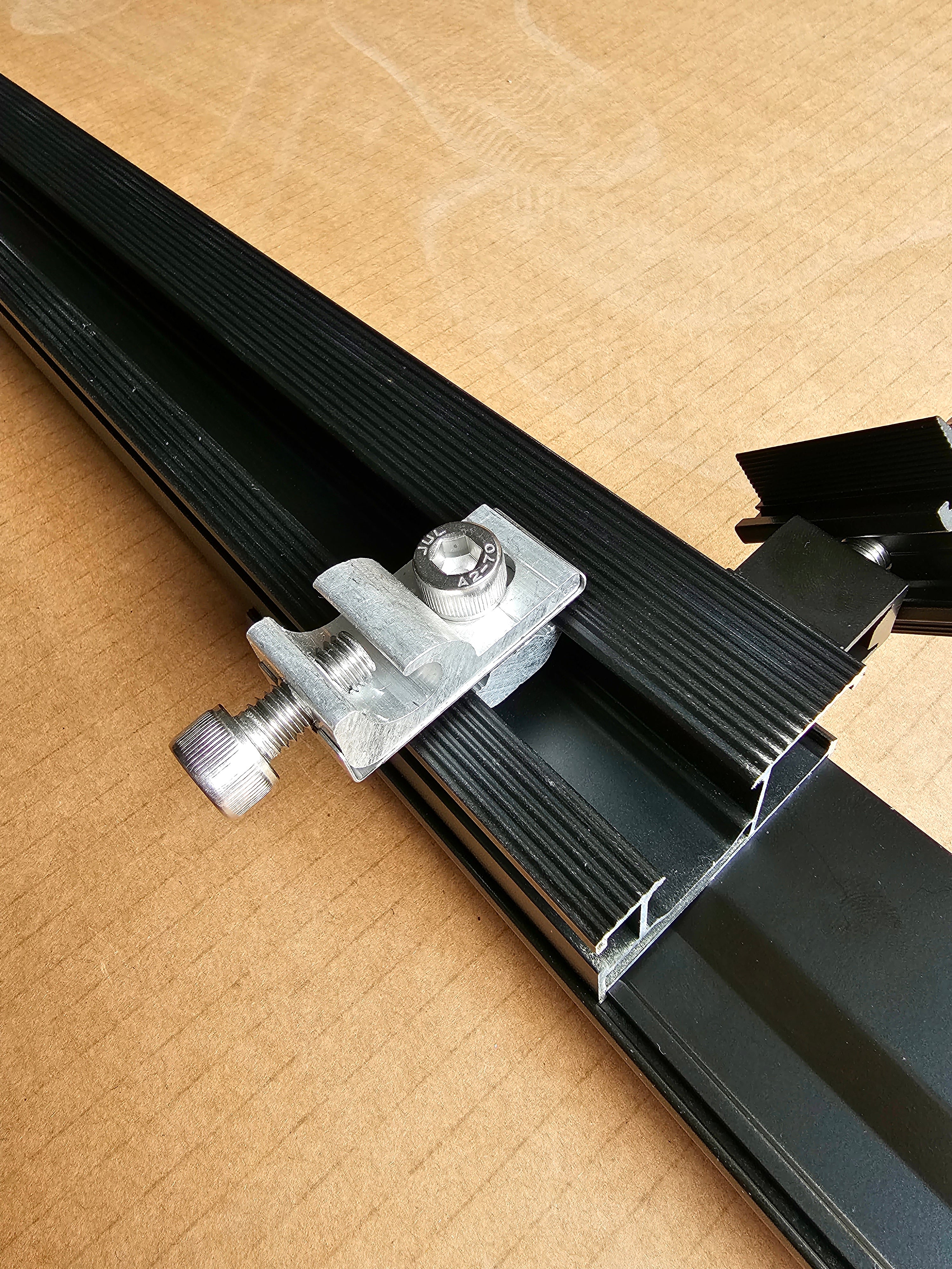 Montageset Solarmodul Halterung für Ziegeldach